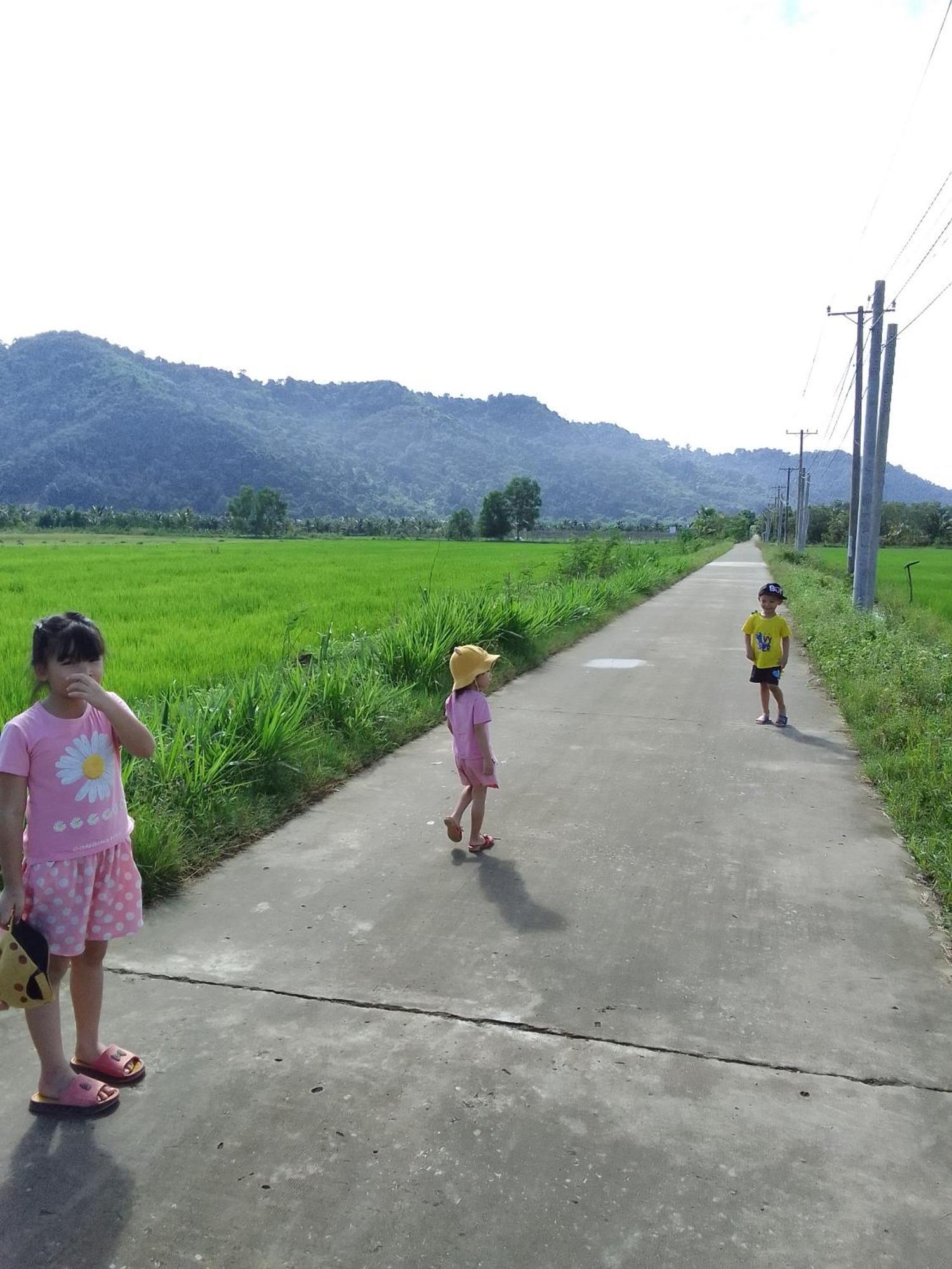Duc Phat Homestay Cát Tiên Exterior foto