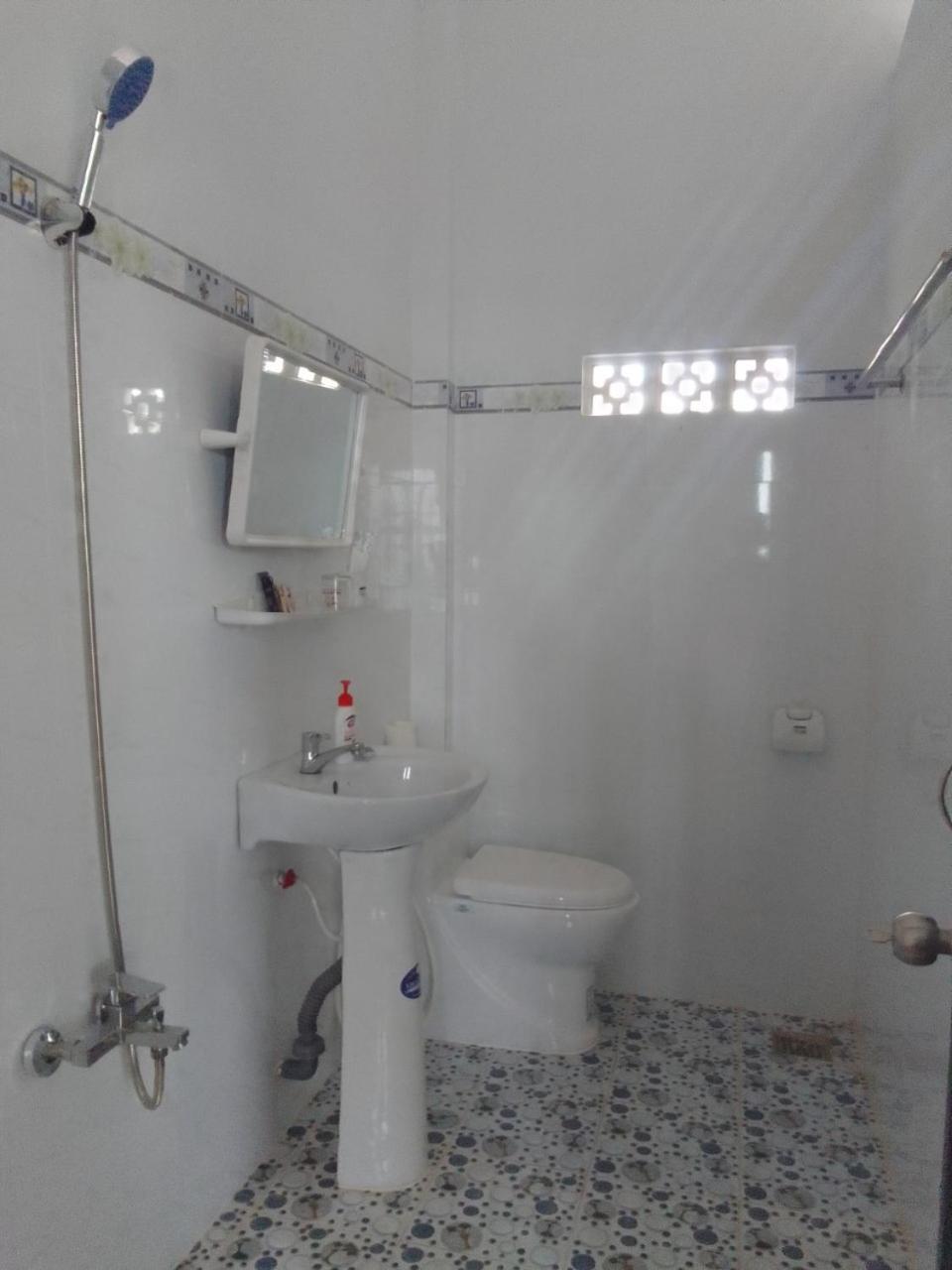 Duc Phat Homestay Cát Tiên Exterior foto